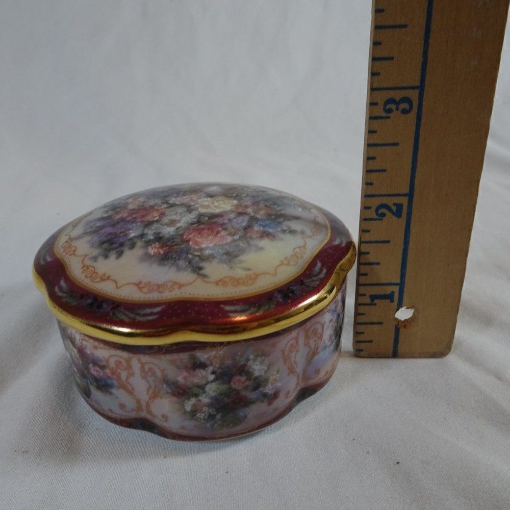 Vintage 1995 "Magic Makers" by Lena Liu music box 1335D - Picture 6 of 6
